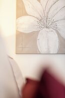Hotel Charlemagne By HappyCulture