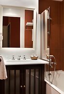 Hôtel Serotel Lutèce