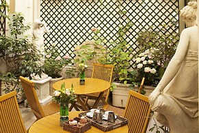 Hotel Chambiges Elysées