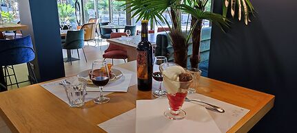 Dali Hôtel - Restaurant