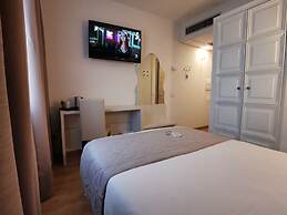 Hotel President