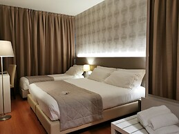 Hotel President