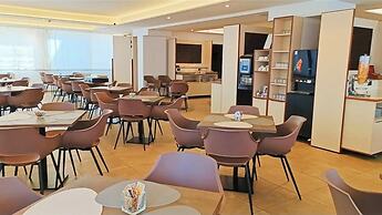 Hotel President