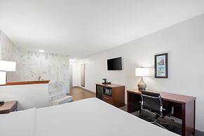 Comfort Inn & Suites Cincinnati Eastgate