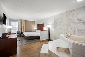 Comfort Inn & Suites Cincinnati Eastgate