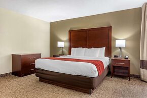 Comfort Inn & Suites Cincinnati Eastgate
