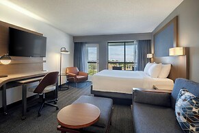 Courtyard Cocoa Beach Cape Canaveral