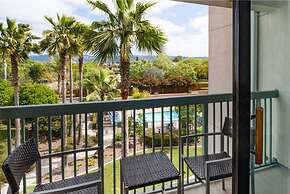 Courtyard by Marriott Oakland Airport