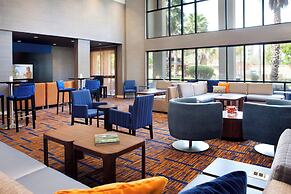 Courtyard by Marriott Oakland Airport