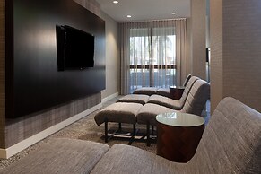 Courtyard by Marriott Oakland Airport