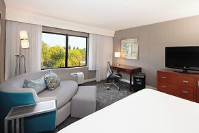 Courtyard by Marriott Oakland Airport