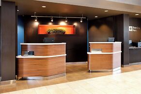 Courtyard by Marriott Oakland Airport