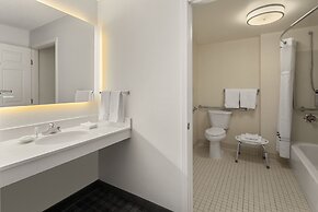 Residence Inn Minneapolis Downtown at The Depot by Marriott
