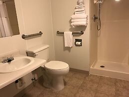 Super 8 by Wyndham Redfield