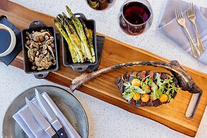 ADERO Scottsdale Resort, Autograph Collection