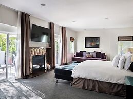 Sunset Marquis