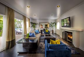 Sunset Marquis