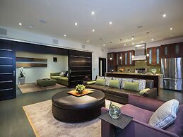 Sunset Marquis