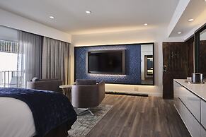 Sunset Marquis