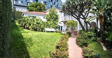 Sunset Marquis