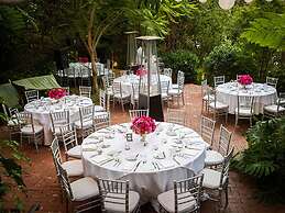 Sunset Marquis