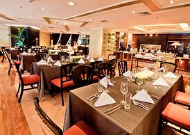 Discovery Suites