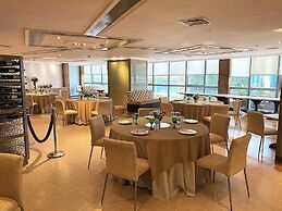 Discovery Suites