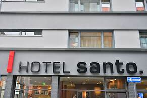Hotel Santo