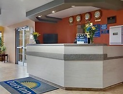 Days Inn & Suites by Wyndham Spokane Airport Airway Heights