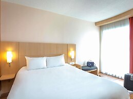 ibis Cavaillon Portes du Luberon