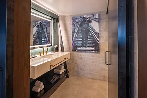 Bally's Baton Rouge Hotel