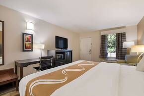 Quality Inn Decherd / Winchester