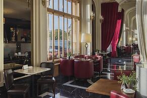 Angleterre Hotel