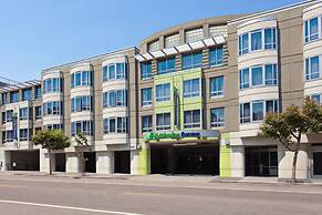 Holiday Inn Express and Suites Fisherman's Wharf, an IHG Hotel