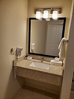 Cobblestone Suites Oshkosh