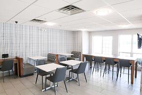 Microtel Inn & Suites by Wyndham Charlotte/Northlake