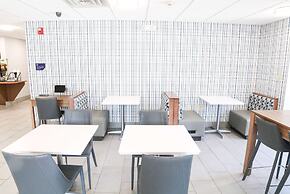 Microtel Inn & Suites by Wyndham Charlotte/Northlake