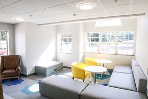 Microtel Inn & Suites by Wyndham Charlotte/Northlake