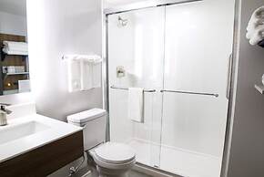 Microtel Inn & Suites by Wyndham Charlotte/Northlake