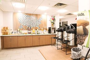 Microtel Inn & Suites by Wyndham Charlotte/Northlake