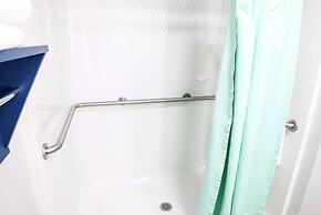 Microtel Inn & Suites by Wyndham Charlotte/Northlake