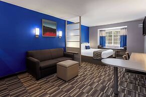 Microtel Inn & Suites by Wyndham Bethel/Danbury