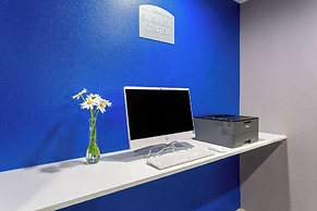 Microtel Inn & Suites by Wyndham Bethel/Danbury