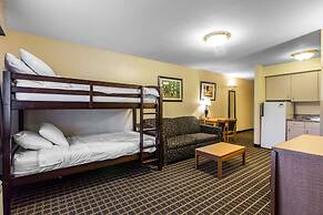 Quality Inn & Suites Silverthorne - Copper Mountain