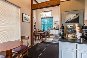 Quality Inn & Suites Silverthorne - Copper Mountain