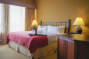Holiday Inn Pewaukee - Milwaukee West, an IHG Hotel