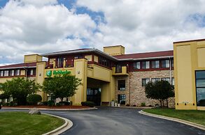 Holiday Inn Pewaukee - Milwaukee West by IHG