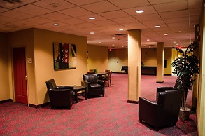 Holiday Inn Pewaukee - Milwaukee West by IHG
