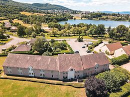 ibis Autun