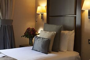 Gem Strathmore Hotel